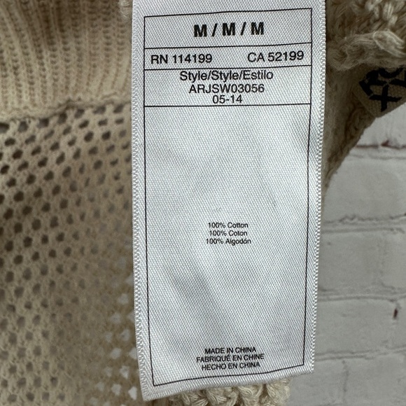 Roxy Open Knit Sweater Short Sleeve Cream Beach  Casual Sz M, GUC - Picture 5 of 5